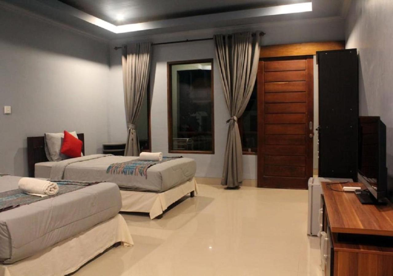 Ridho Malik Hotel Bumbang Ngoại thất bức ảnh