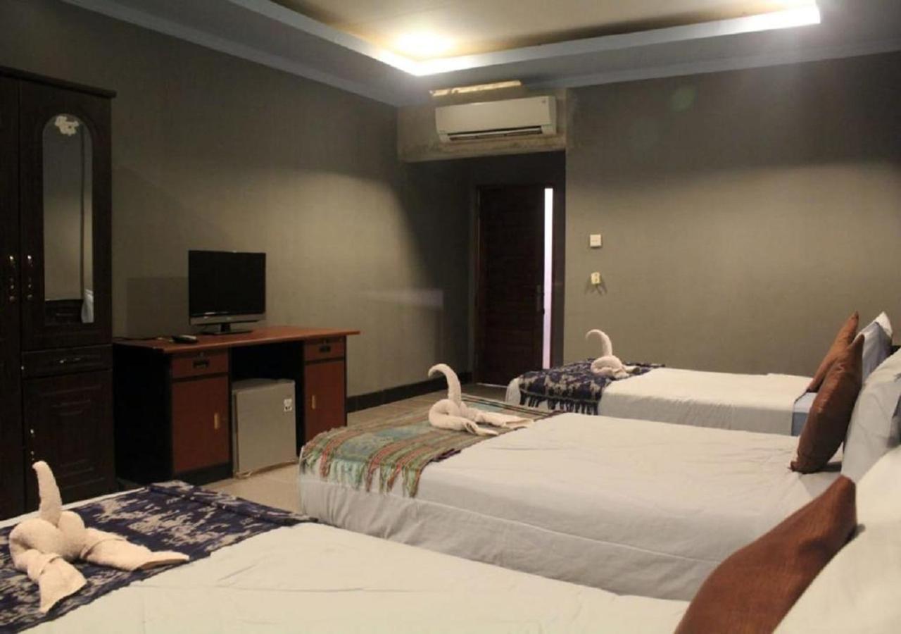 Ridho Malik Hotel Bumbang Ngoại thất bức ảnh