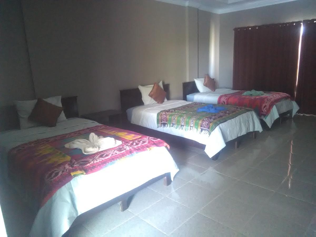 Ridho Malik Hotel Bumbang Ngoại thất bức ảnh