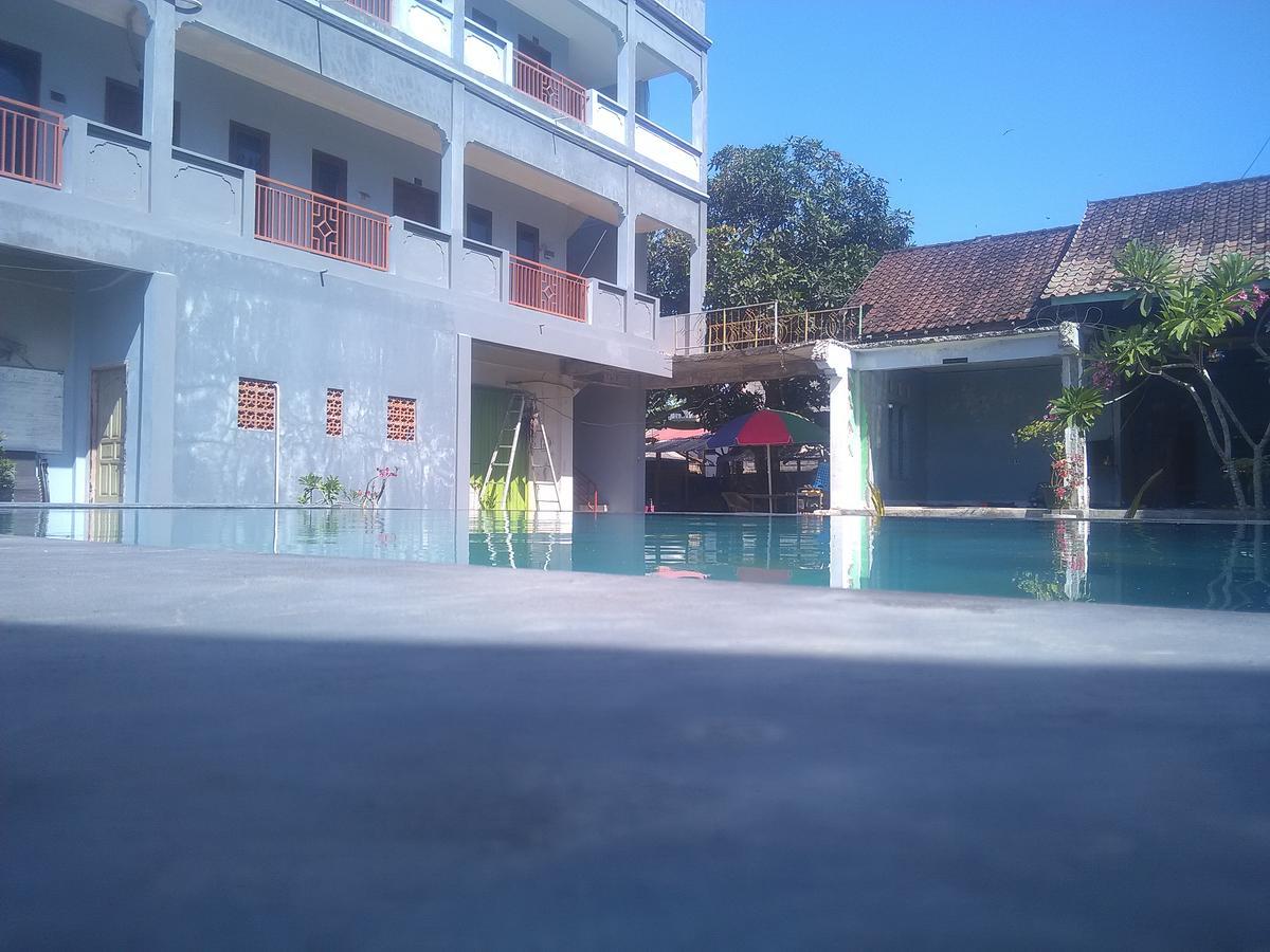 Ridho Malik Hotel Bumbang Ngoại thất bức ảnh
