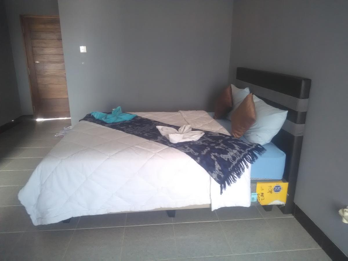 Ridho Malik Hotel Bumbang Ngoại thất bức ảnh