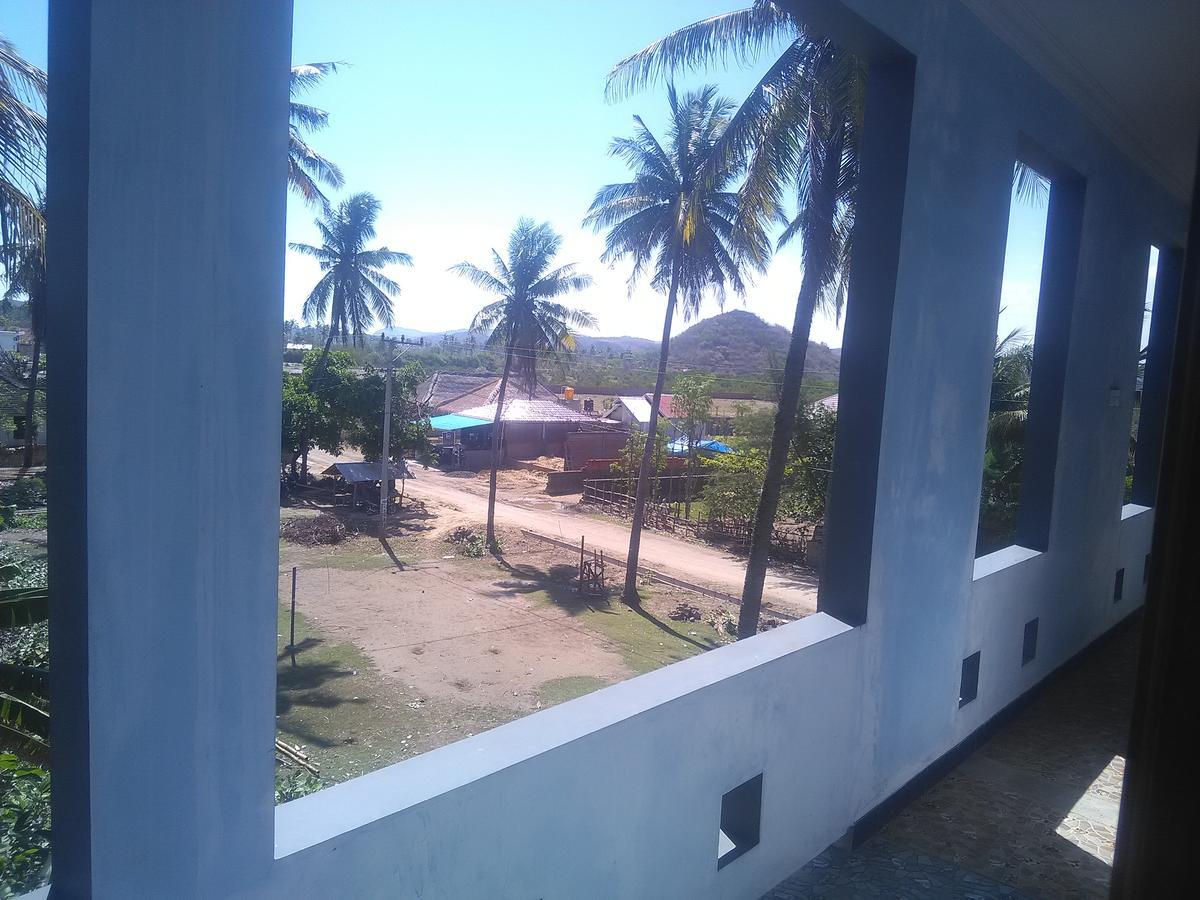 Ridho Malik Hotel Bumbang Ngoại thất bức ảnh